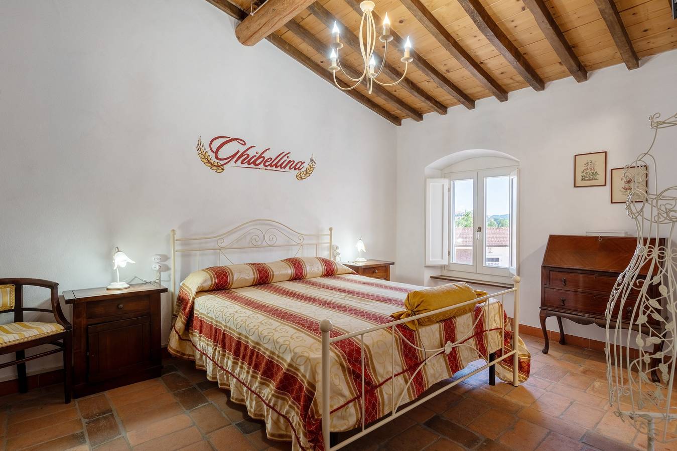 Stanza Ghibellina a La Campana d'Oro nel cuore del Casentino in Bibbiena, Casentino