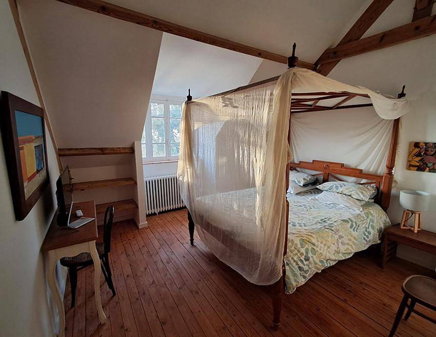 Two-Bedroom House in Blaison-Gohier, Région d'Angers
