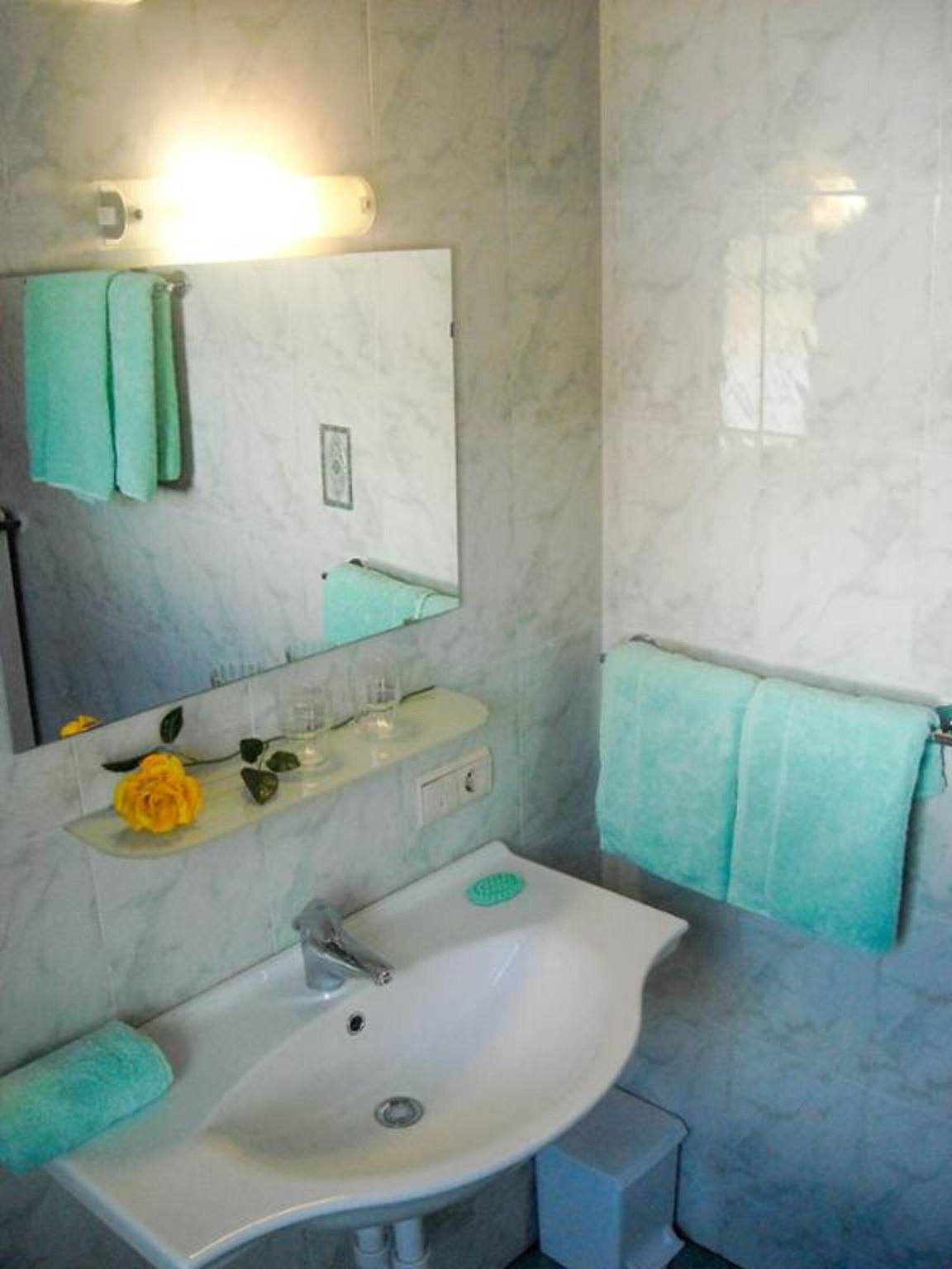 Entire apartment, Apartment 'Wiese' with Mountain View, Shared Garden and Wi-Fi in Mölten, Sarntal Alps