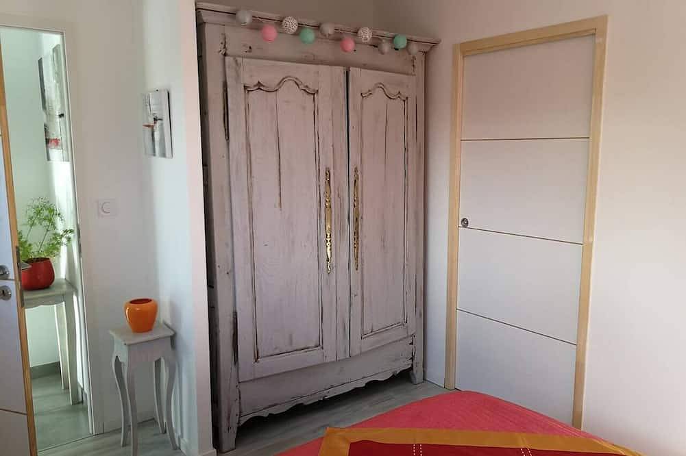 Apartamento entero, Encantadora casa moderna cerca de las playas. in Lancieux, Región de Dinan