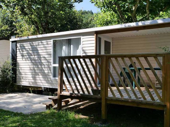 Camping pour 4 personnes, avec bassin pour enfant dans le Lot - 2