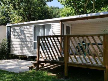Camping pour 4 Personnes dans Bretenoux, Massif central, Photo 1