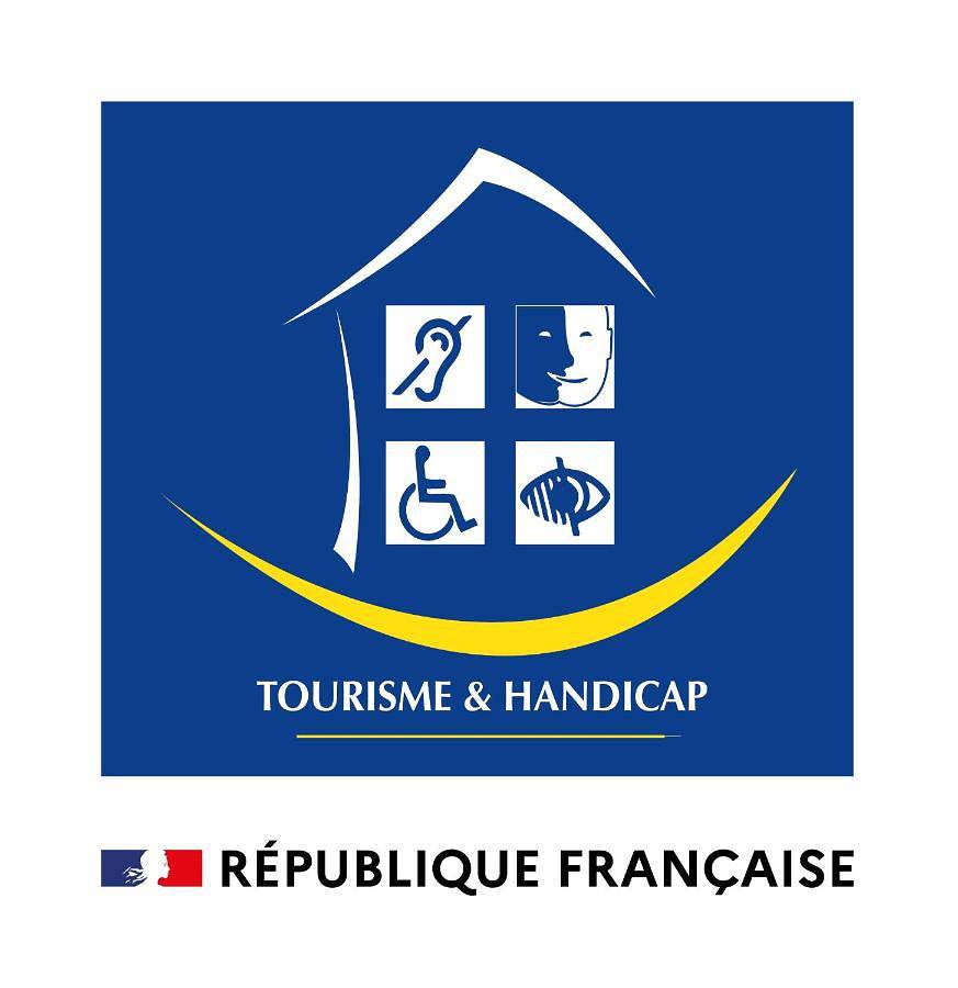 Three-Bedroom House in Mirebeau, Vienne (France)