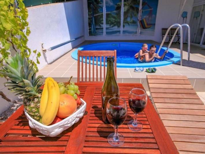 Appartement de vacances pour 2 personnes, avec piscine et jardin - 1