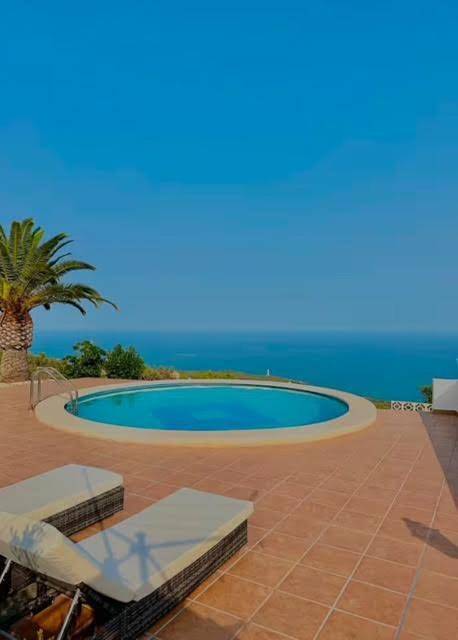 Casa rural para 6 personas, con piscina además de jardín y vistas en Alcalá de Chivert