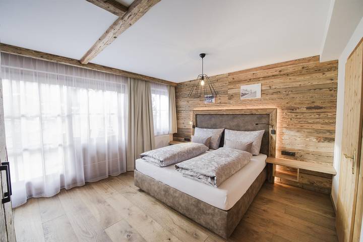 Geheel vakantieappartement, Appartement, toilet en bad/douche gescheiden, 2 slaapkamers in Tux Alps, Hintertux