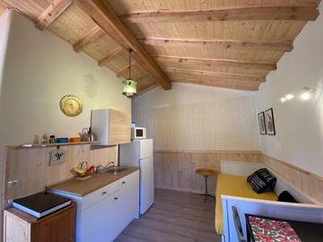 Holiday Rental for 2 People in Malcesine, Garda Mountains, Photo 2