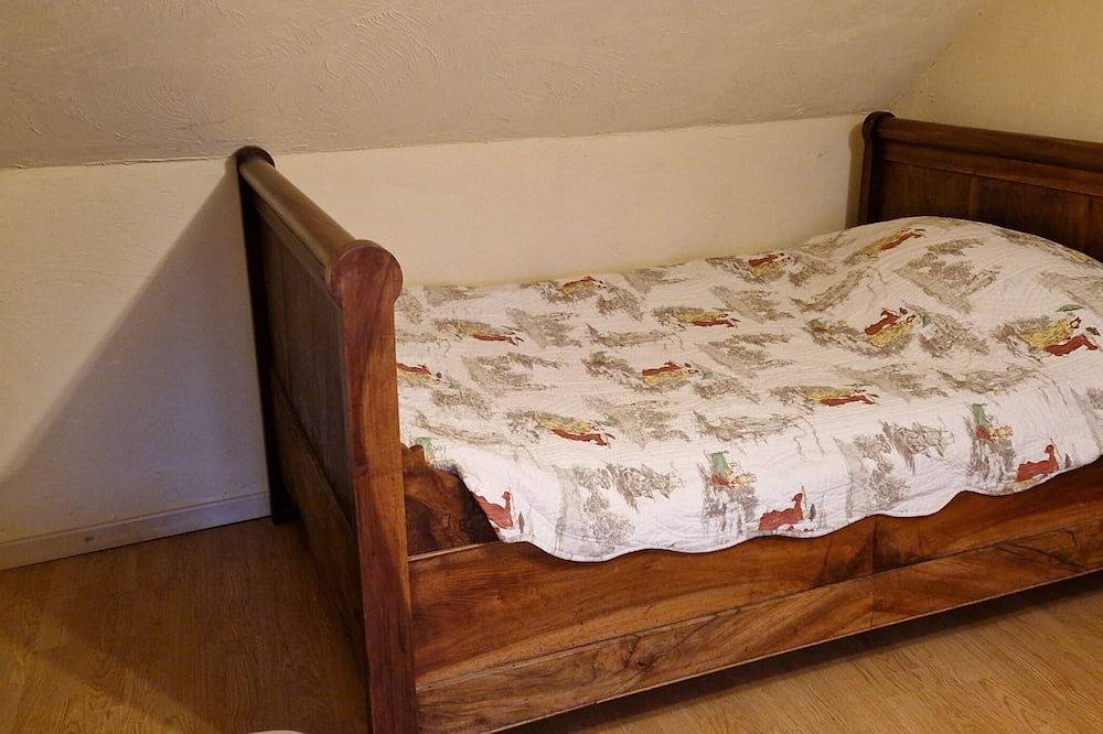 Isabelle's gîte in the Domaine du Château de la Mézière in Lunay, Loire-Tal