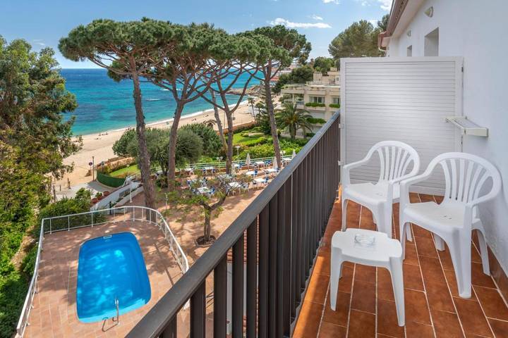 Apartamento para 2 personas, con terraza y piscina en Platja d'Aro