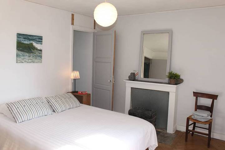 Gîte pour 5 personnes, avec jardin ainsi que piscine et terrasse, animaux acceptés à Martragny - 3