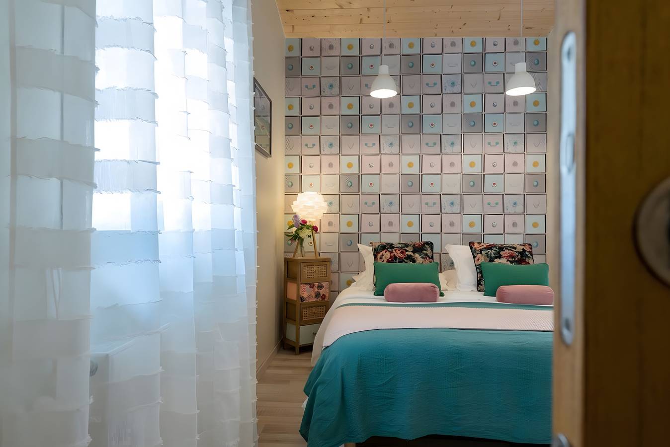 Chambre d'hôtes 'La Bergerie' avec vue sur la montagne, piscine partagée et Wi-Fi in Saint-Pons (Rhone-Alps), Ardèche