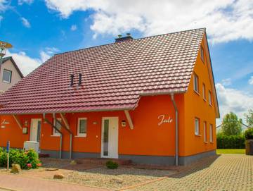 Ferienhaus für 8 Personen, mit Sauna und Garten sowie Terrasse, mit Haustier in Nienhagen