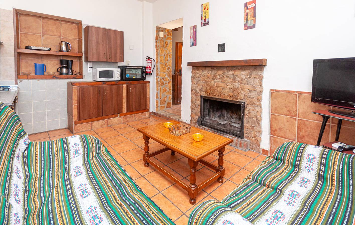 Terrace Pool Apt avec AC & Internet in Montefrío, Province de Grenade