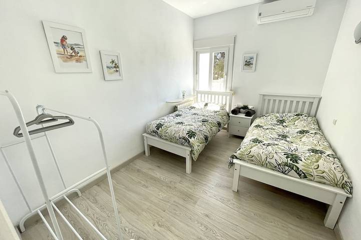 Luxueux, spacieuse villa de 8 lits avec 4 salles de bains et une grande piscine à proximité de la plage in Dehesa de Campoamor, Orihuela