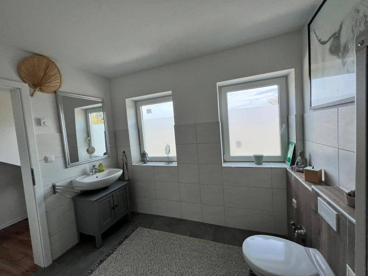 Ganze Ferienwohnung, Standard Double Room with Shared Bathroom in Prohn, Stralsund Umland