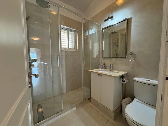 Ferienhaus für 6 Personen, mit Ausblick und Garten sowie Pool und Kinderpool in Paphos - 4