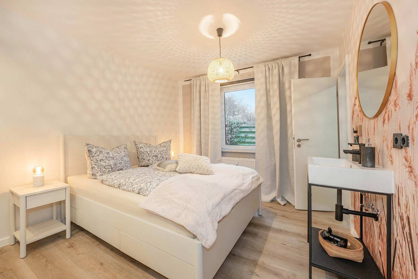 Apartamento entero, Moderne Ferienwohnung mit Terrasse unweit der Ostsee in Benz (desambiguación), Usedom