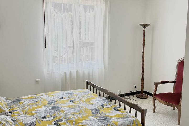 Location de vacances pour 4 personnes, avec jardin et terrasse à Lagarde-Paréol - 3