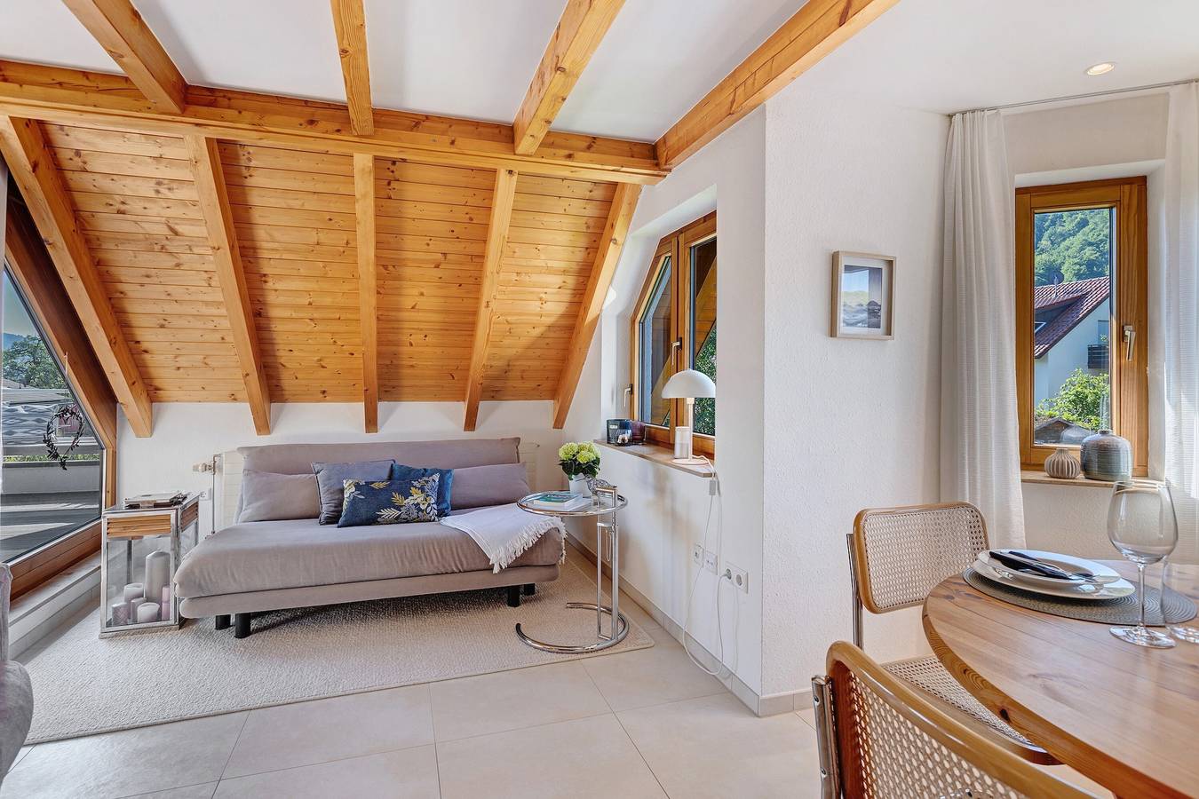 Entire apartment, Apartment 'Über Den Dächern Von Bodman' with Lake View, Balcony and Wi-Fi in Bodman-Ludwigshafen, Obersee (Bodensee)