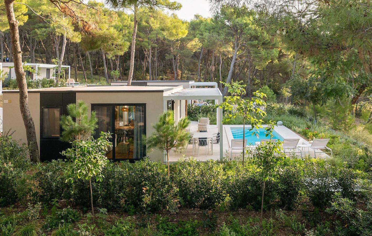 Gemütliche 2-Zimmer-Wohnung mit Pool, in der Nähe des Strandes Stari Porat in Seget Vranjica, Split-Dalmatien