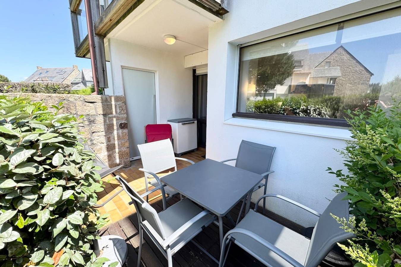 Appartement entier, Escapade à Carnac – Piscine & à 2 pas de la mer in Carnac, Côte des Mégalithes