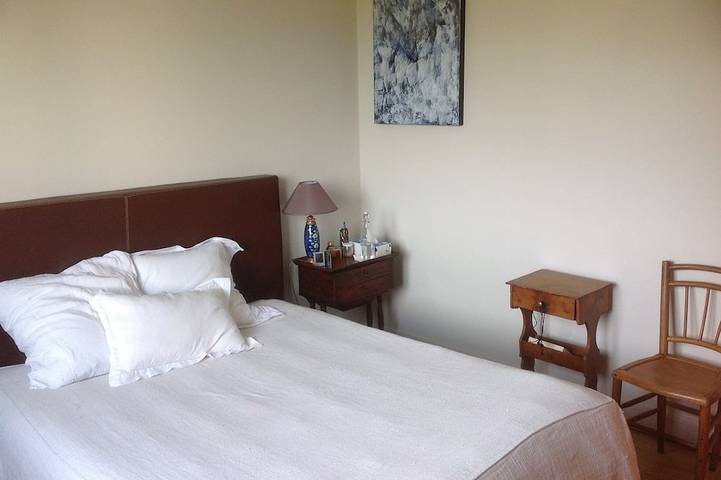 Location de vacances pour 7 personnes, avec jardin à Ploulec'h - 2