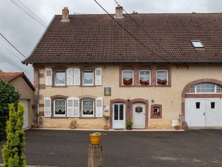 Ferienhaus für 8 Personen, mit Terrasse in Niderviller
