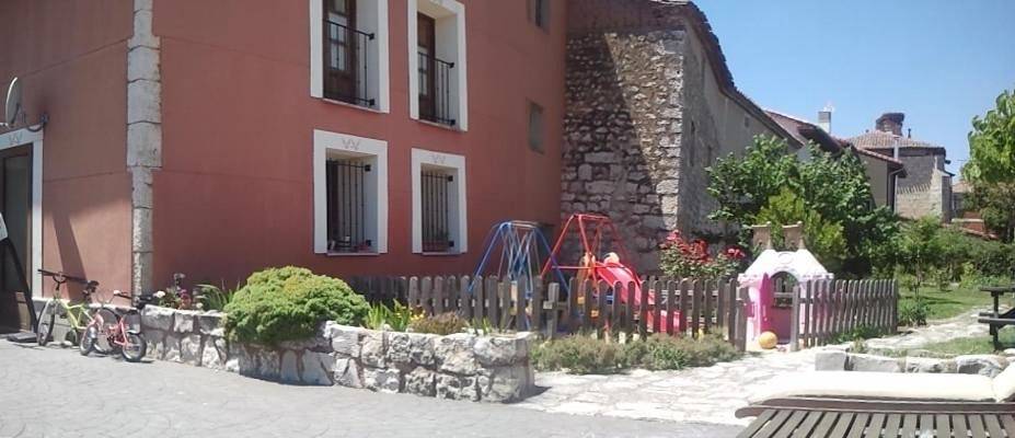 Casa rural para 2 personas, con terraza además de jardín y vistas en Provincia de Burgos