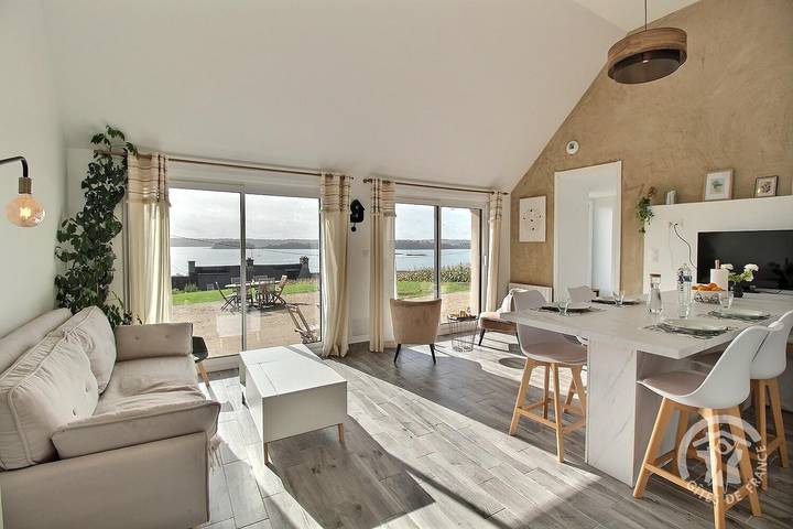 Gîte pour 4 personnes, avec jardin et terrasse à Ploubazlanec - 2