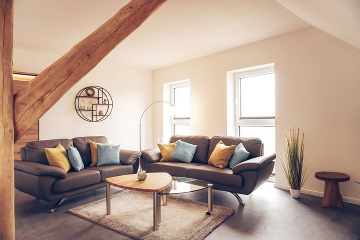 Ferienwohnung für 4 Personen, mit Balkon und Garten sowie Sauna