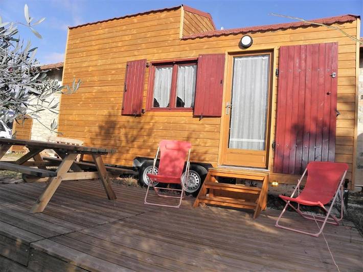 Camping pour 4 personnes, avec Terrasse et Jardin ainsi que Piscine et Vue