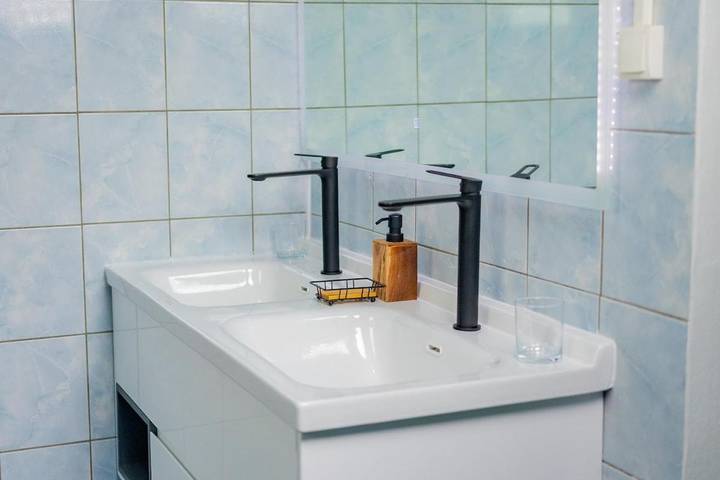 Gîte pour 4 personnes, avec balcon et jardin dans Chirongui - 2