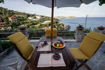 Cottage for 11 People in Continental Greece region, Photo 3