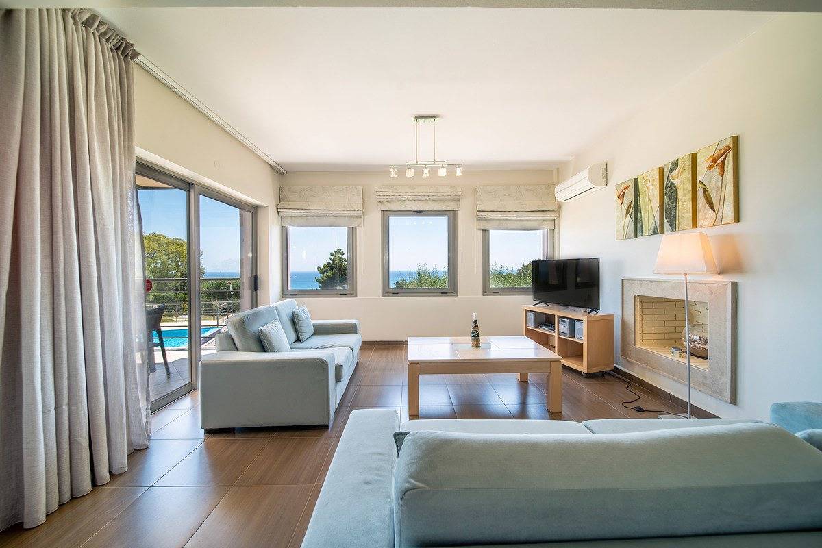 Villa Anna with Private Pool in Skala, Céphalonie