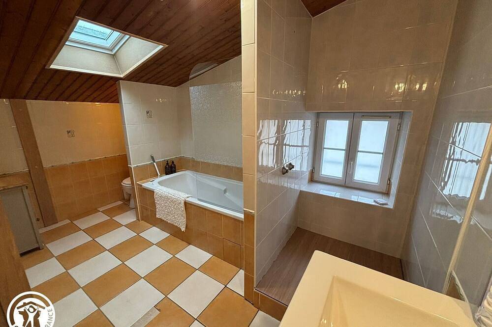 Townhouse in the heart of Essarts in Essarts-en-Bocage, Loire Valley