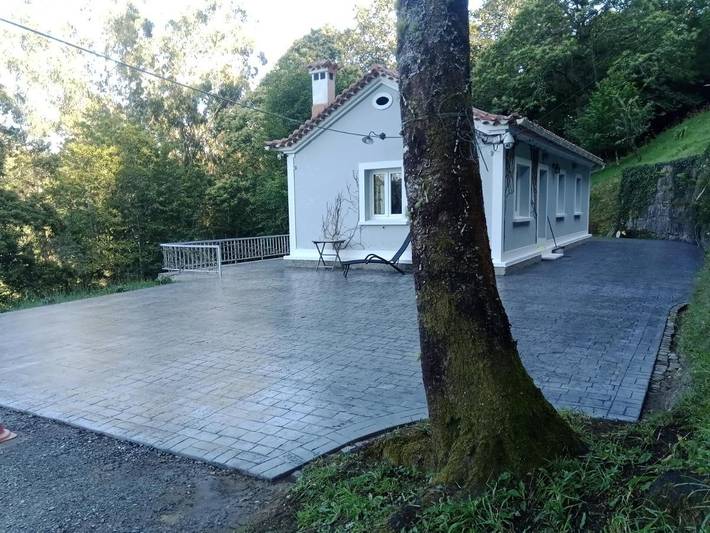 Location de vacances pour 4 personnes, avec jardin et vue à Brión - 3