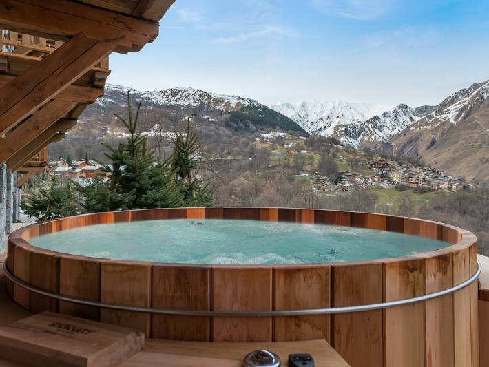 Chalet pour 6 personnes, avec terrasse et jacuzzi, animaux acceptés à Saint-Martin-de-Belleville