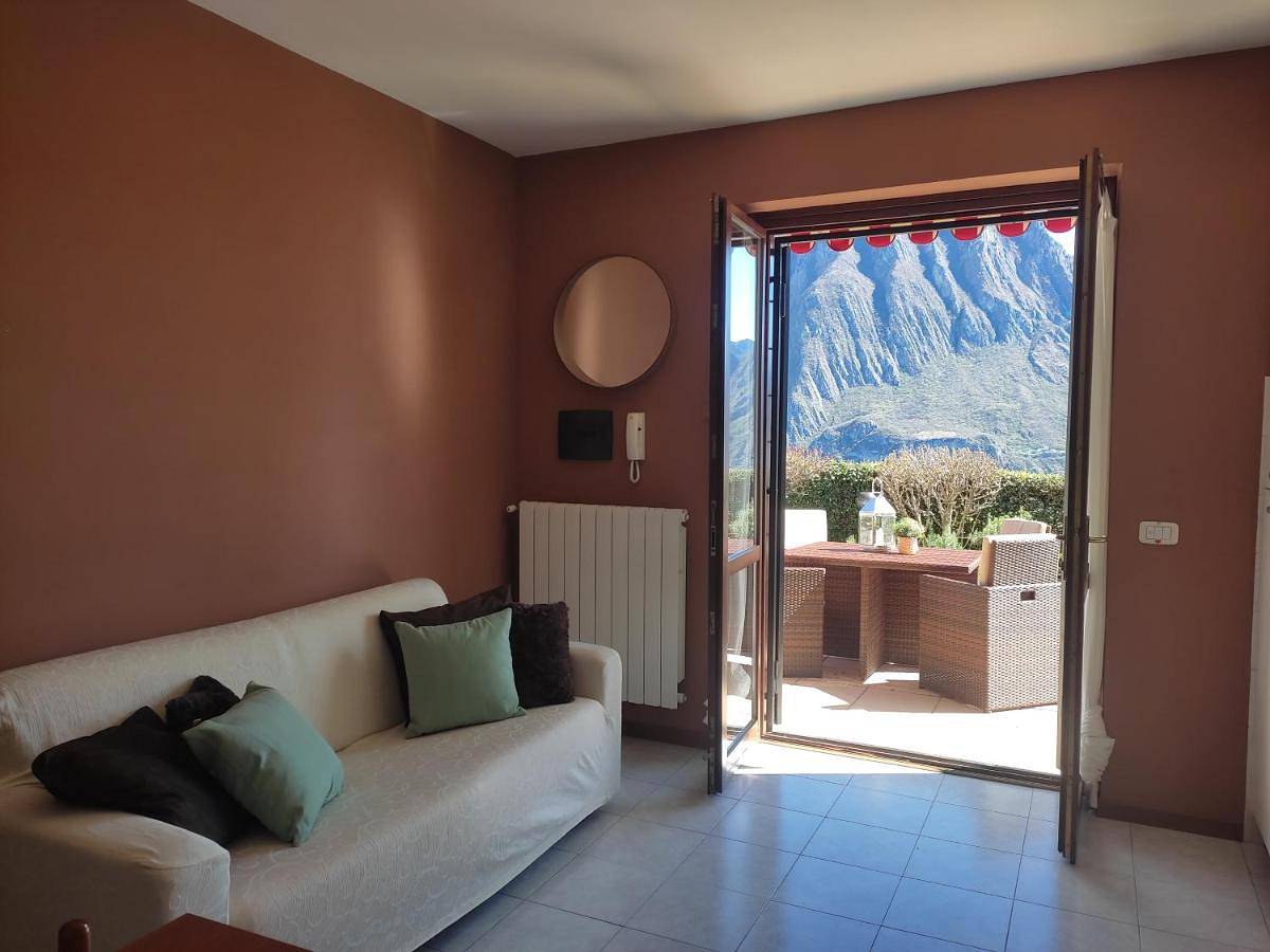 Iseolakerental - Casa Amici in Riva di Solto, Gemeinde Riva di Solto