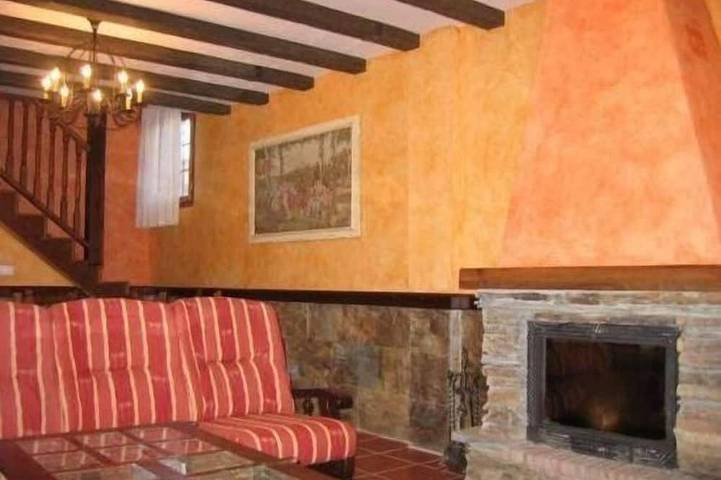 Casa Villa Gómez para 16 personas in Santa María del Campo, Provincia de Burgos