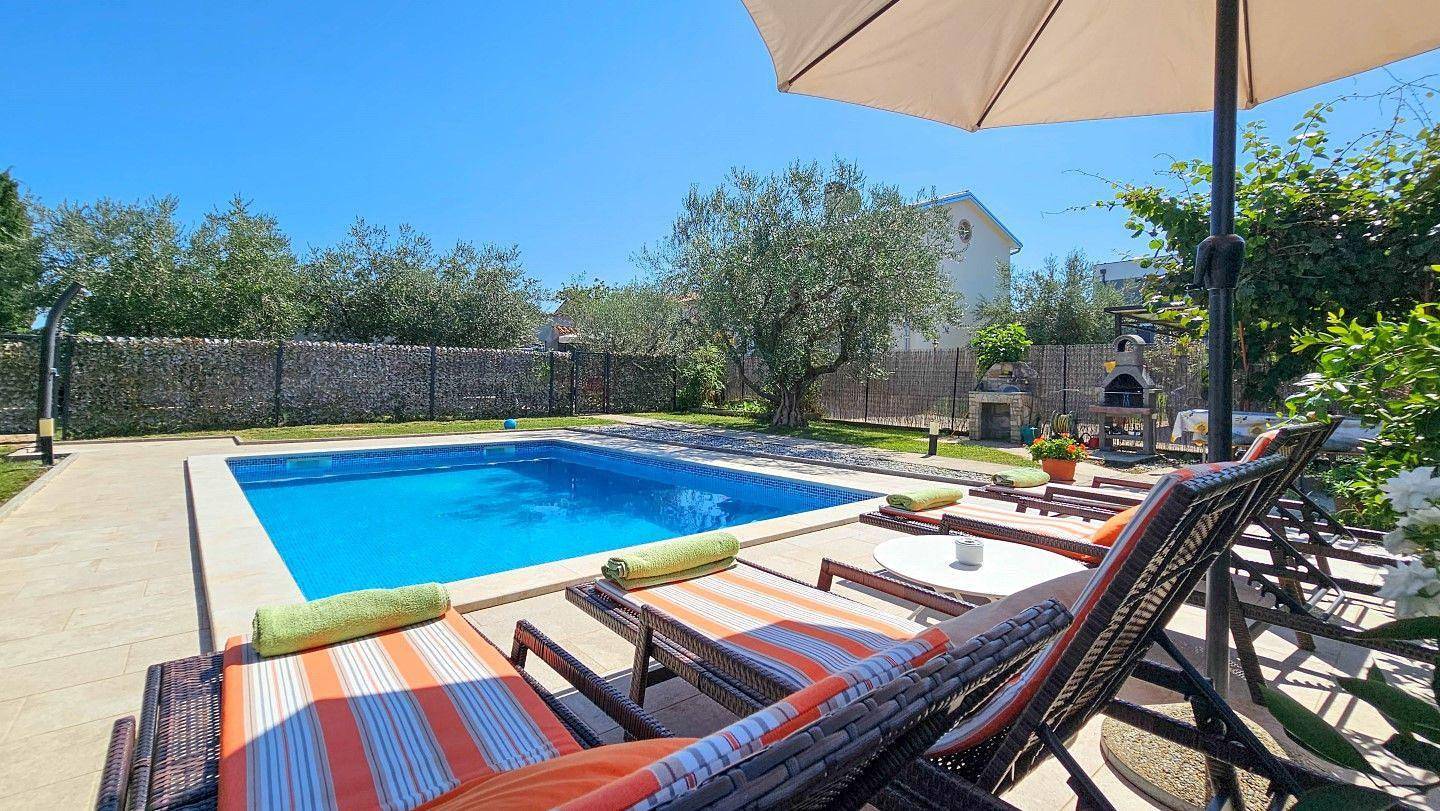 Ferienhaus "Klara" mit privatem Pool in Novigrad, Umag und Umgebung