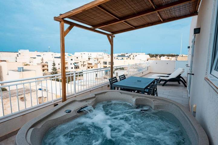 Ferienwohnung für 2 Personen, mit Ausblick und Terrasse sowie Pool in Gozo - 2