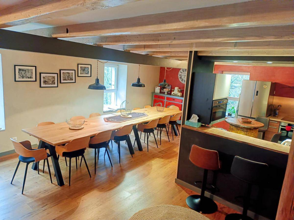 Le Moulin Chopin in Montagna-le-Reconduit, Jura Francais