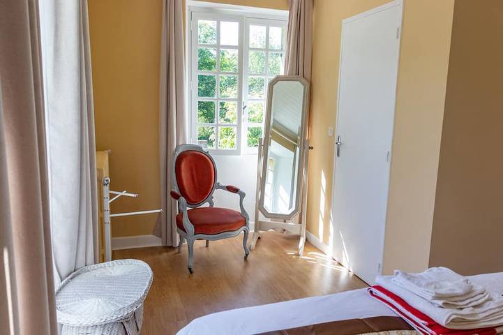 Location de vacances pour 8 personnes, avec balcon et jardin, animaux acceptés à Sainte-Alvère - 2