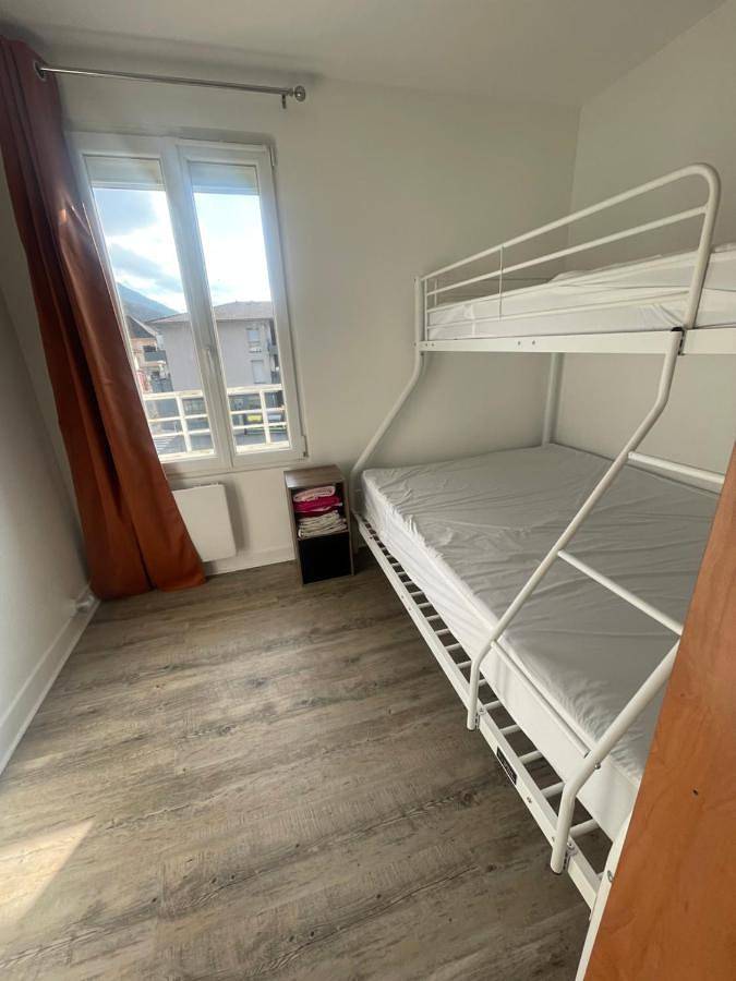 Appartement entier, Apartment in Villard-Bonnot, Isère