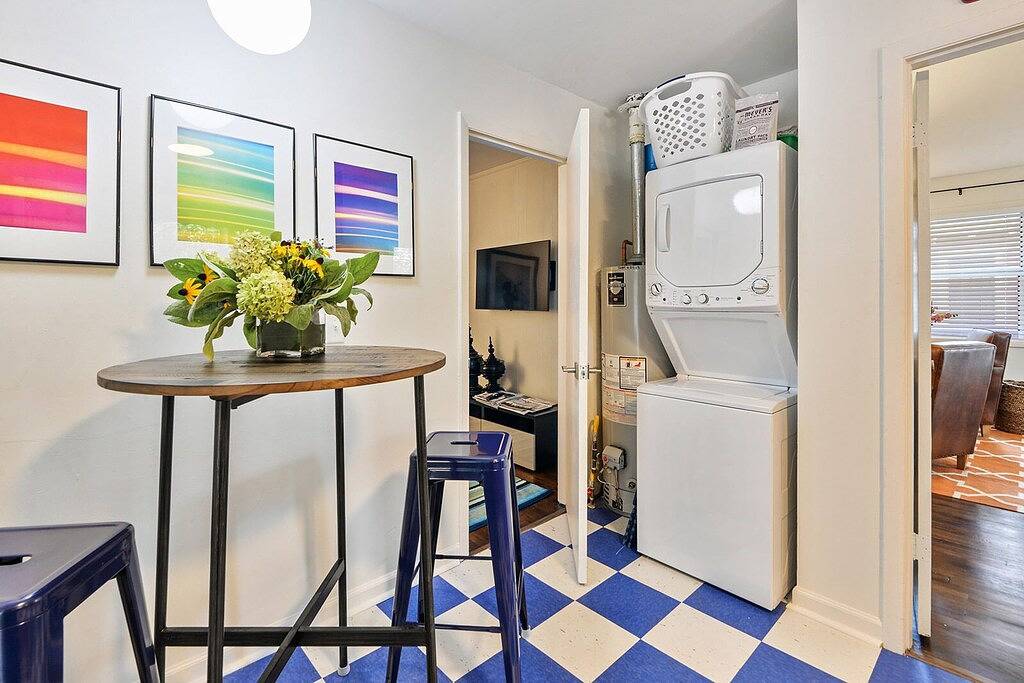 Bungalow for 6 Guests in Atlanta, Georgia