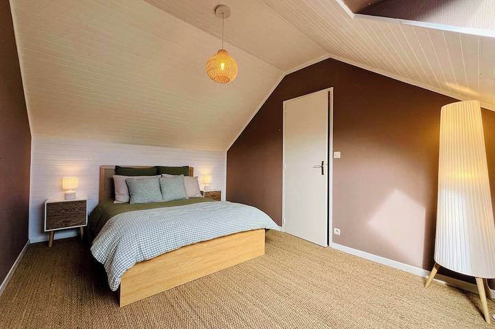 Location de vacances pour 8 personnes, avec Balcon et Jardin à Lingreville - 2
