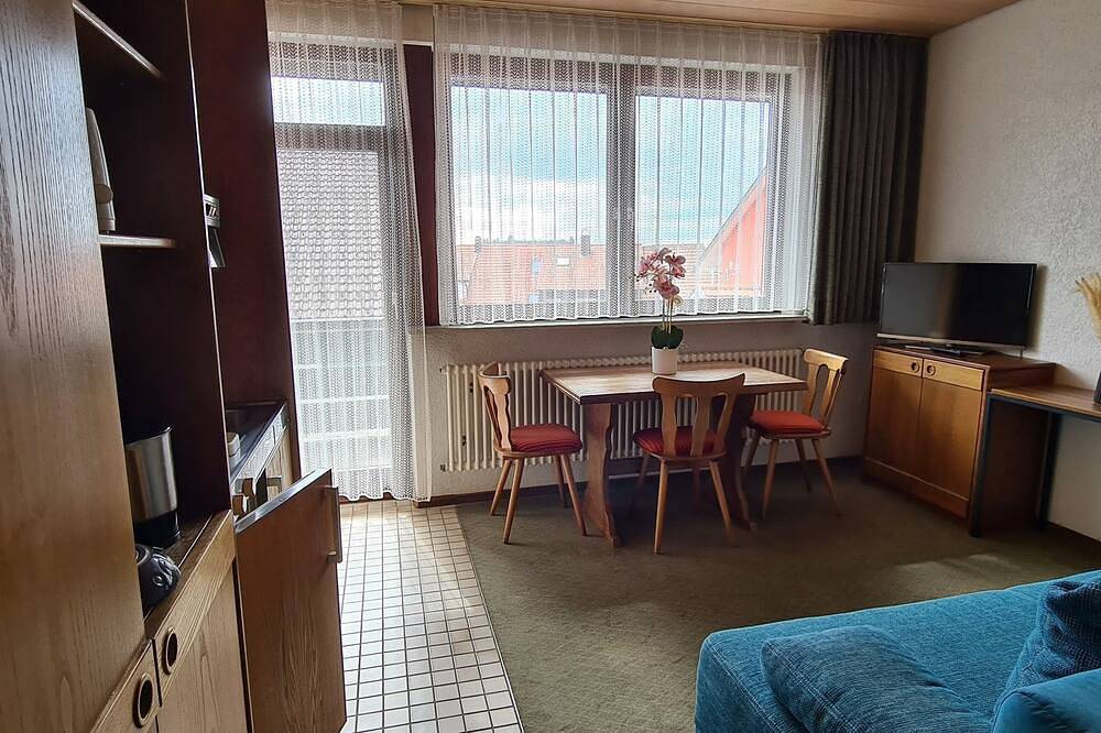 Ganze Wohnung, Appartement Klausenhof mit schönem Balkon - Pension Hauber in Suedlicher Schwarzwald, Herrischried