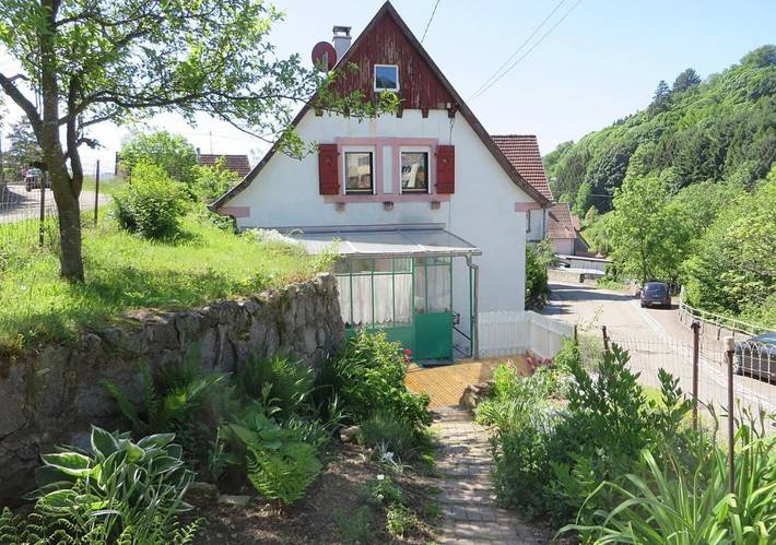 Location de vacances pour 4 personnes, avec vue et jardin à Soultzeren - 2