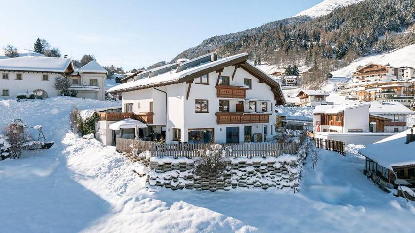 Chalet voor 6 personen, with whirlpool and sauna as well as tuin in Serfaus-Fiss-Ladis
