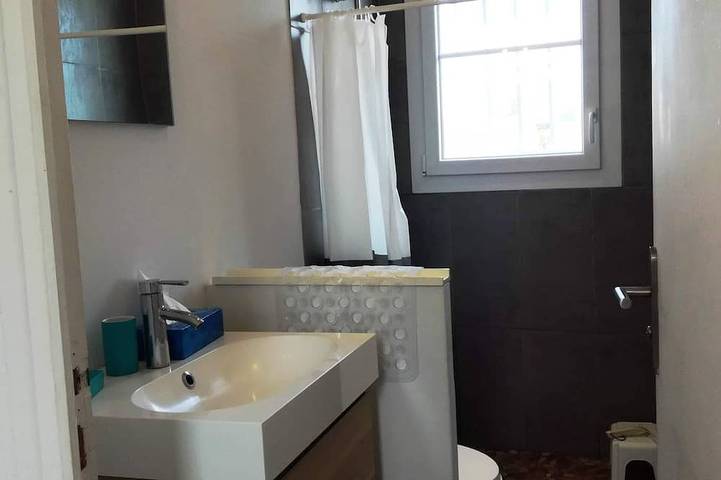 Casa moderna a 3 minutos del terraplén y 3 minutos del centro de Arenas. in Les Sables-d'Olonne, Vandea